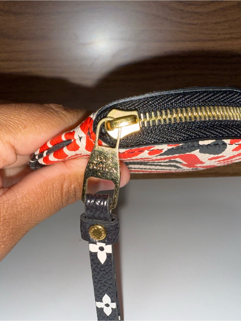 Louis Vuitton Red, Black & White Round Coin Purse - Picture 4 of 6